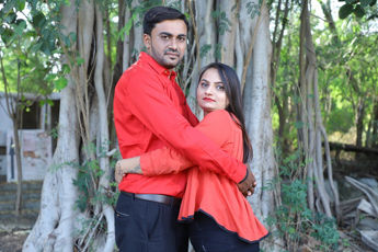 Couple Photography in Babra