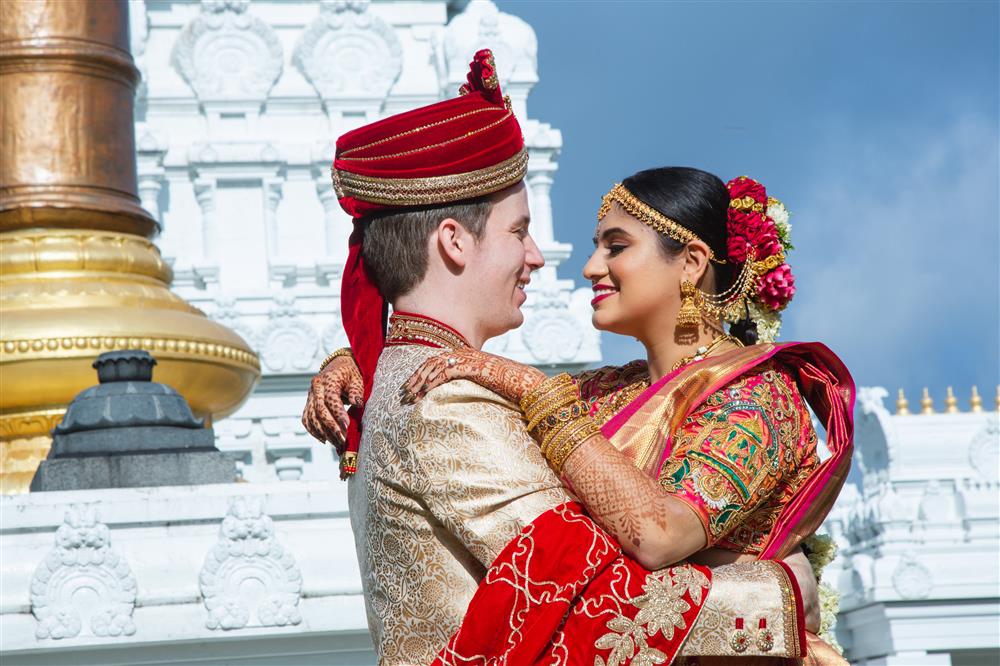 A Traditional South Indian Bride had a Dreamy Destination Wedding in Kerala