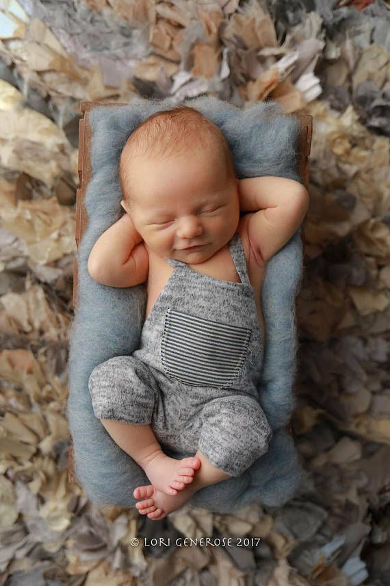 Baby boy newborn photography, baby photos with teal and gray, color themes  for baby boys, profe… | Newborn photography boy, Newborn photoshoot,  Photographing babies